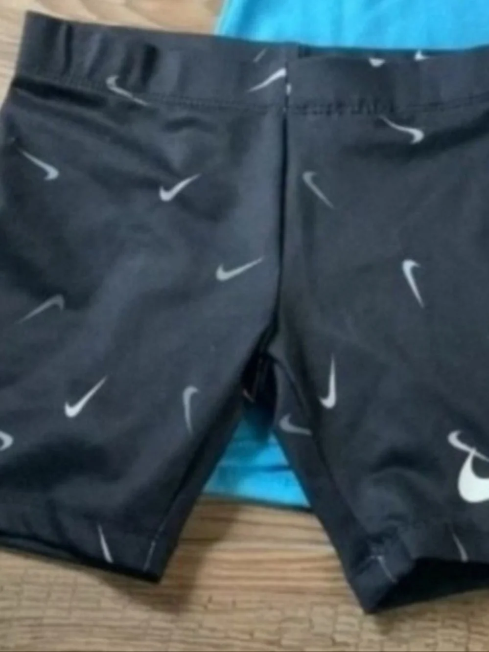 Nike Girls Top & Bike Shorts Set Size 5(NWT)~PRICE IS FIRM~ - Picture 3 of 4